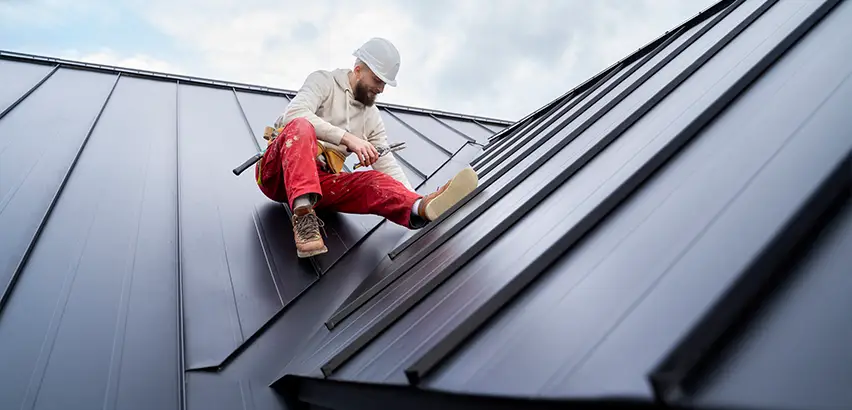 Professional Roof Valley Installation Services in Seattle, WA