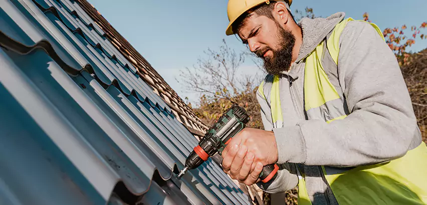 Professional Standing Seam Metal Roofing Services in Seattle, WA