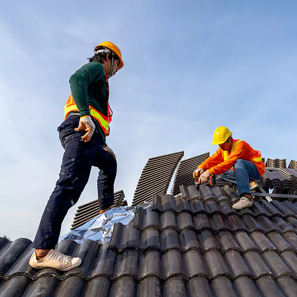 Why Seattle, WA Property Owners Trust Best Seattle Roofing Pros for Emergency Roof Repair?