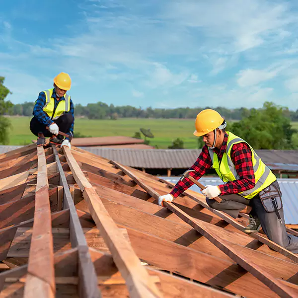 Why Seattle, WA Property Owners Trust Best Seattle Roofing Pros for Garage Roof Replacement?