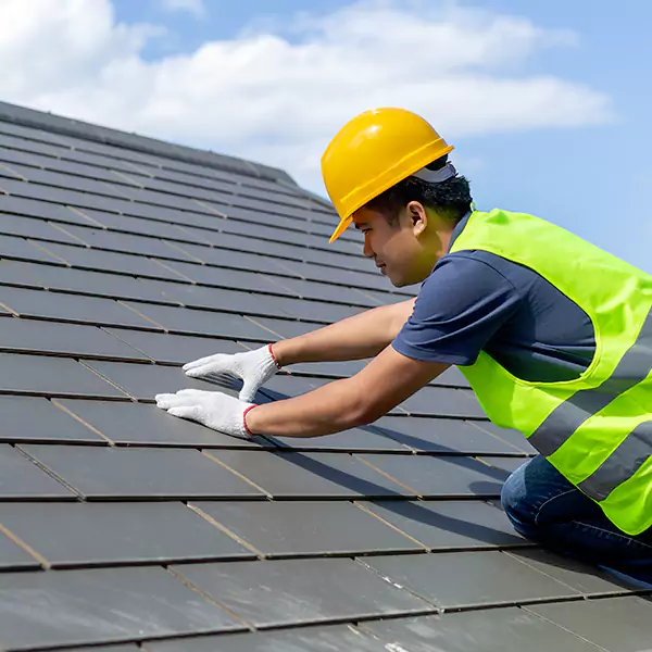 Why Seattle Homeowners Choose Best Seattle Roofing Pros for Standing Seam Metal Roofing Service?