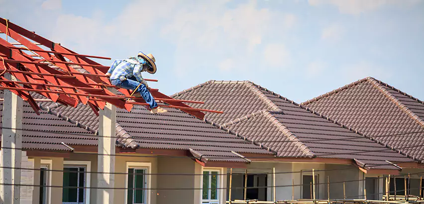 Professional Wind Damage Roof Repair Services in Seattle, WA